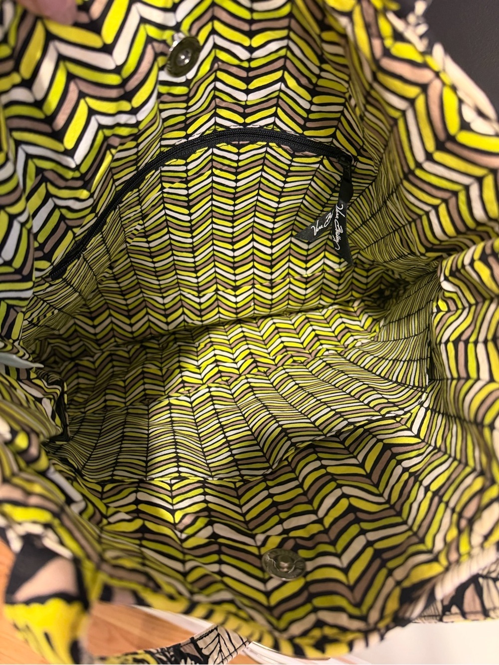 Vera Bradley Tote in Citron - Picture 3 of 3